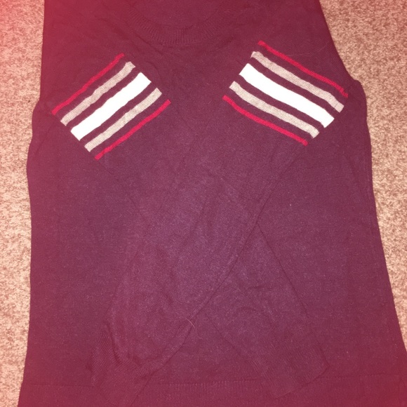 Pink VS sweater - Picture 5 of 6